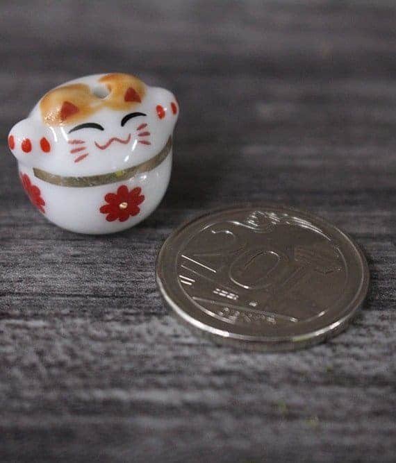 Mini Fortune Cat Porcelain Figurines - Red Flower